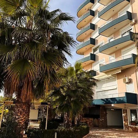 Apartment Alexis Sarande